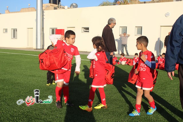 فيديو: قفزوا كالغزلان والفرحة والدموع تغمران شاكرين الرحمن وابو العبد بالحسبان في افتتاح ملعبهم الخضراوان   